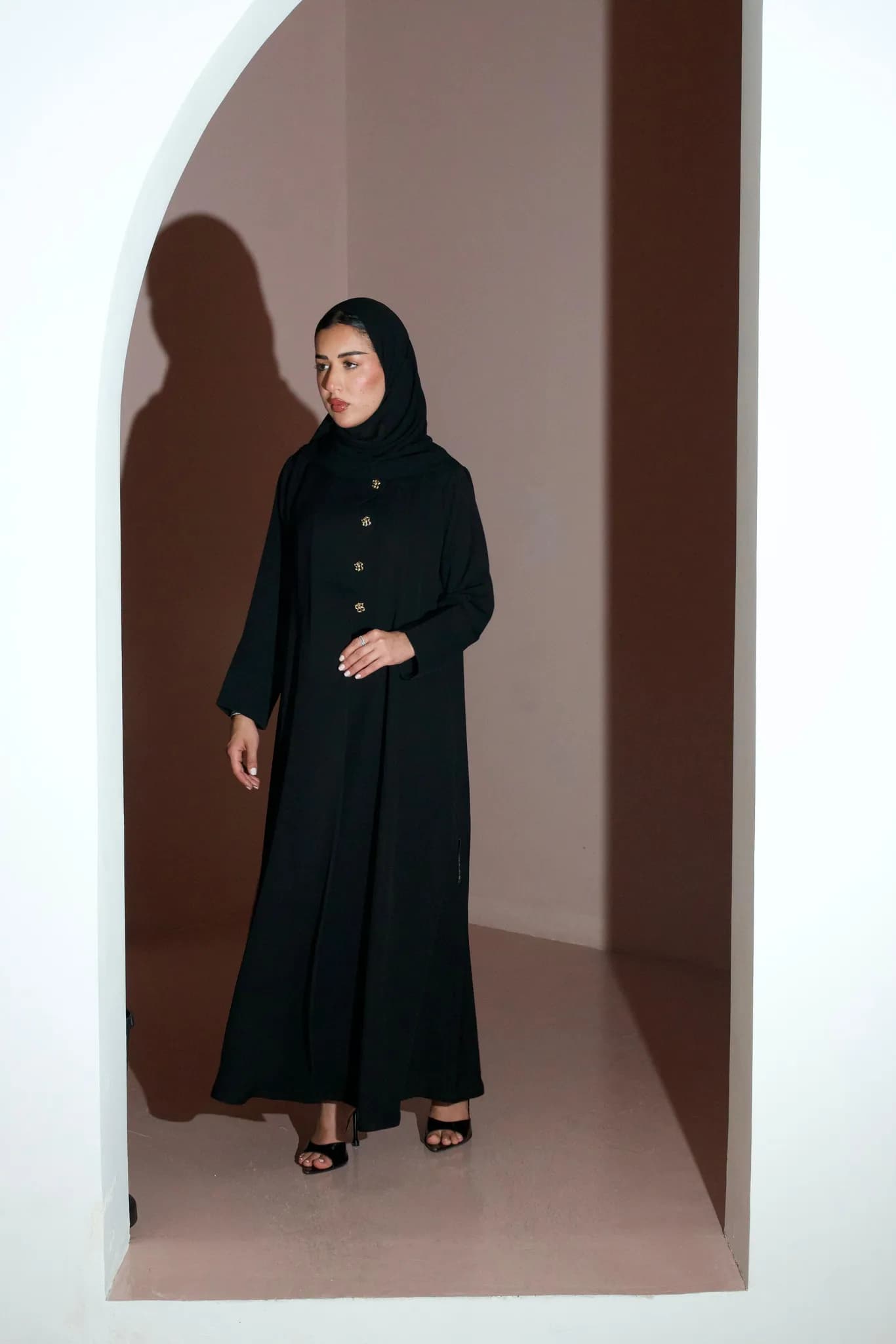 عباية بقصة ازرار(M661)