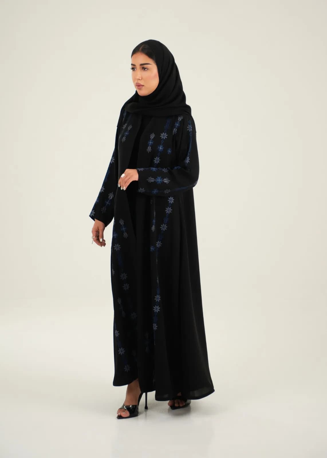 عباية تطريز