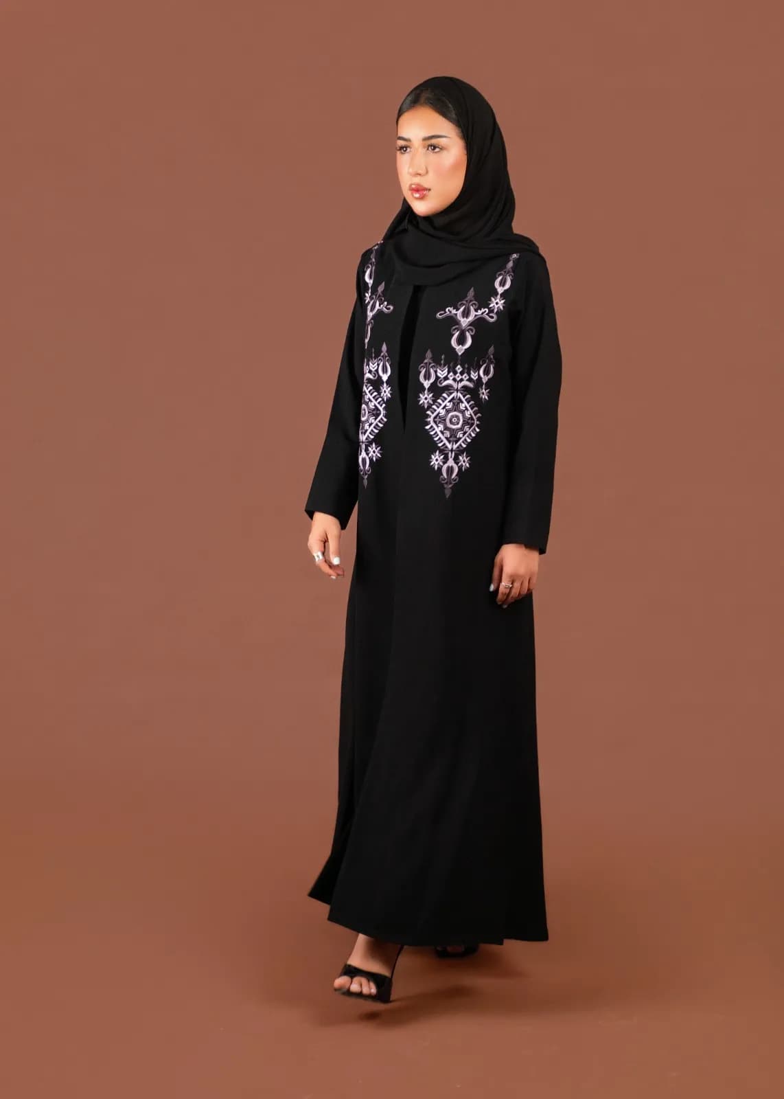 عباية تطريز