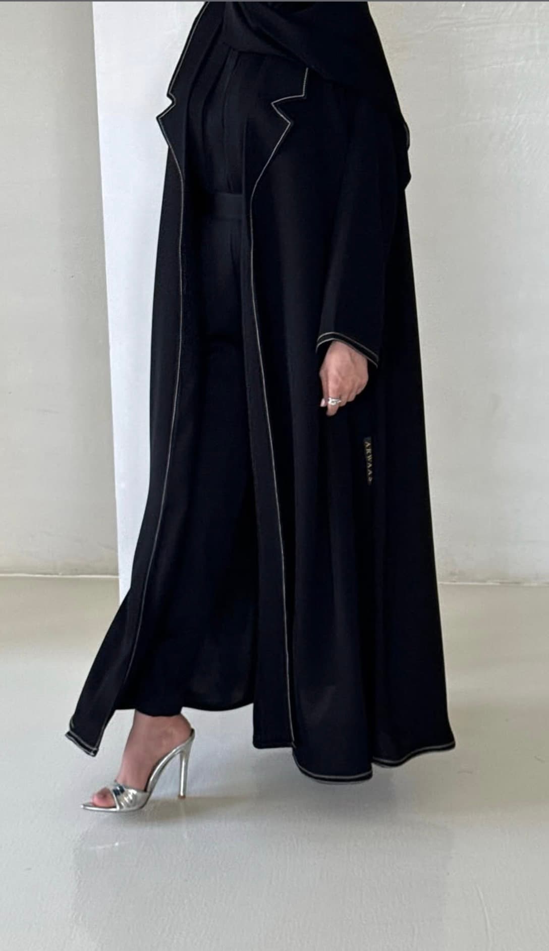 عباية بليزر